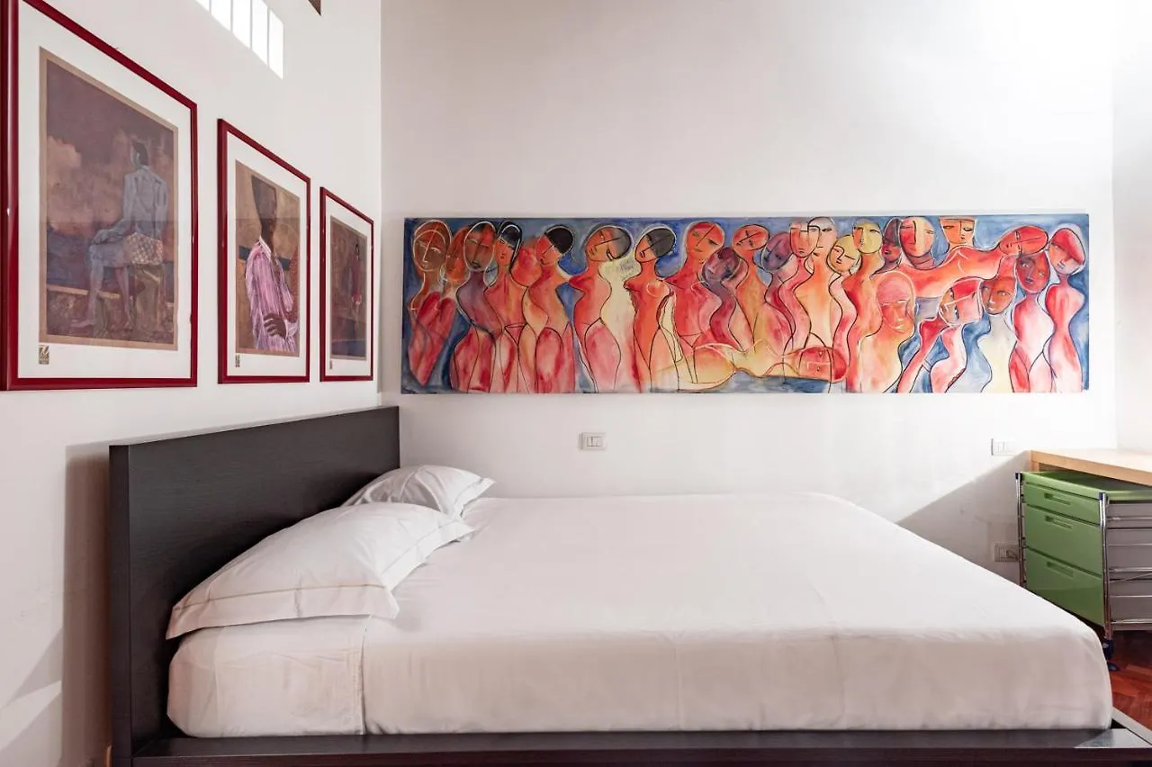 Apartment Ticinese Livings Comfy Suite - Full City Center Milan Italy