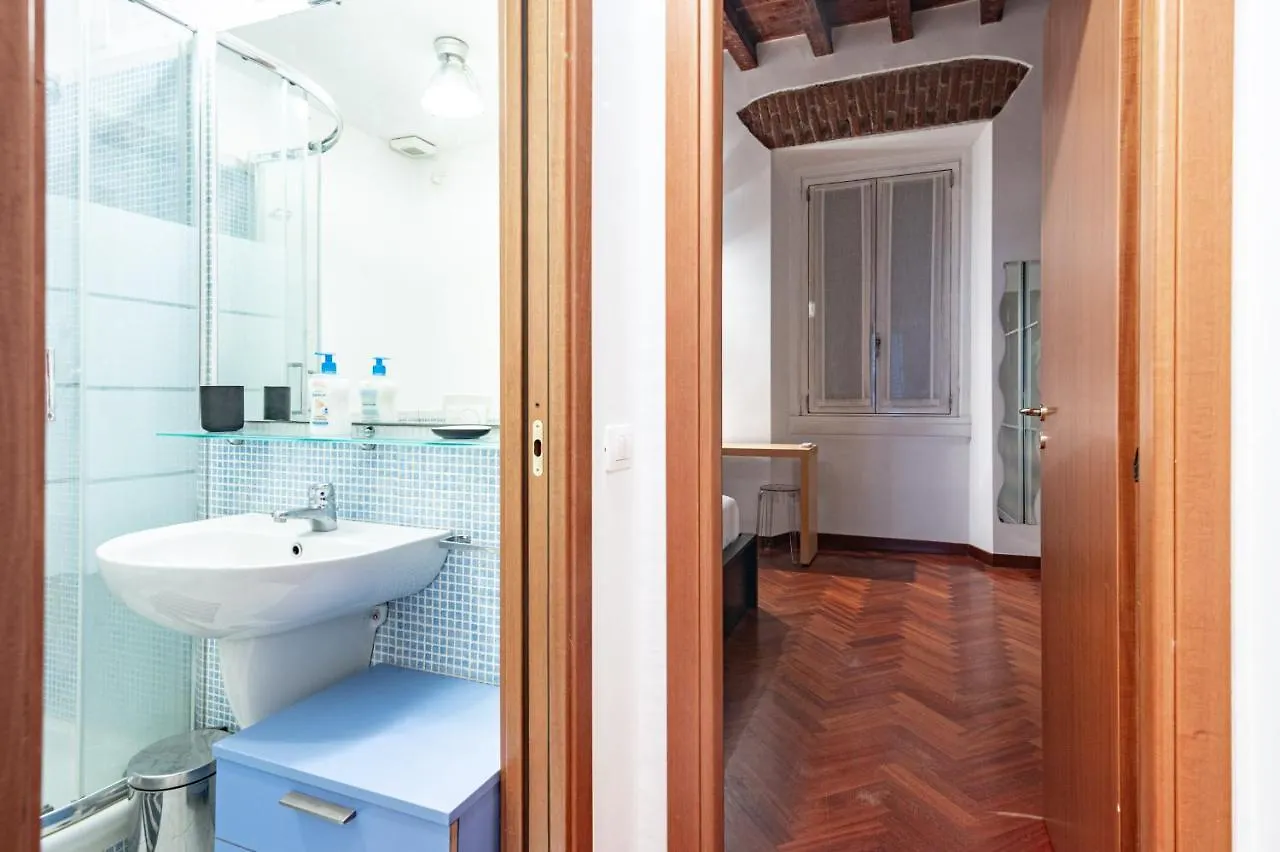 Apartment Ticinese Livings Comfy Suite - Full City Center Milan